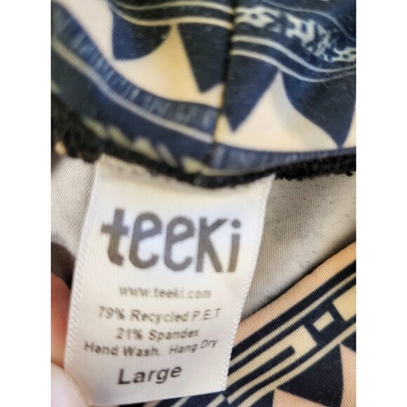 Teeki moon flower patterned leggings. Size large - Picture 4 of 4